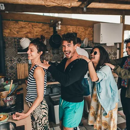 Хостел La Ventana Azul Surf *