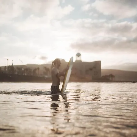 La Ventana Azul Surf Хостел *