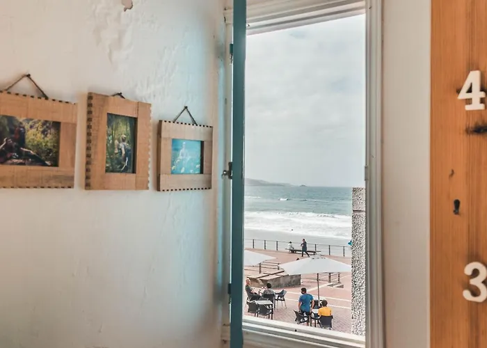 ホステル La Ventana Azul Surf