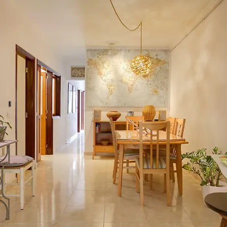 La Ventana Azul Surf Hostel *