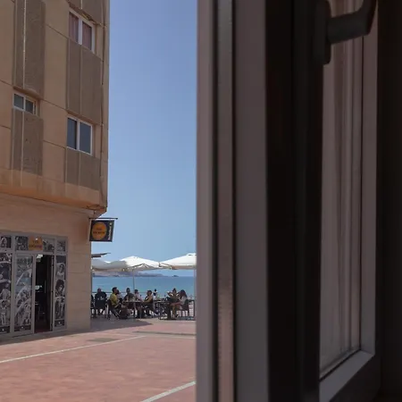 La Ventana Azul Surf Hostel Las Palmas de Gran Canaria