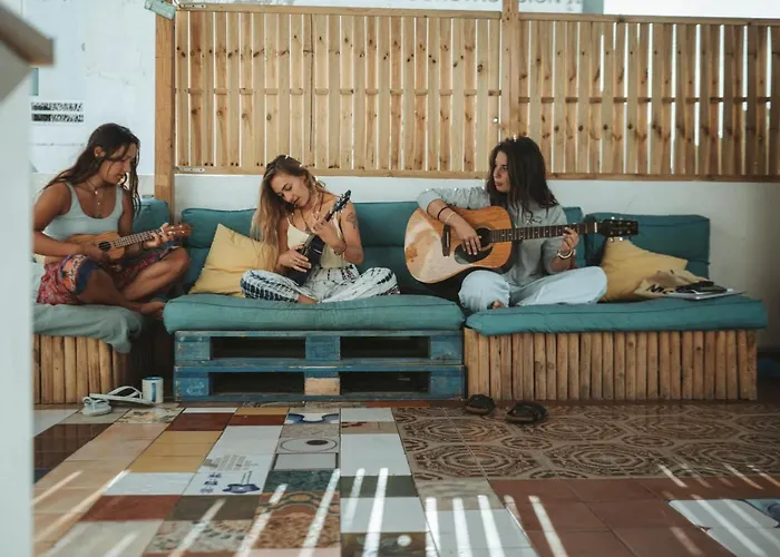 La Ventana Azul Surf *