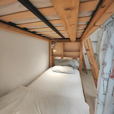 La Ventana Azul Surf بيت شباب لاس بالماس دي غران كاناريا
